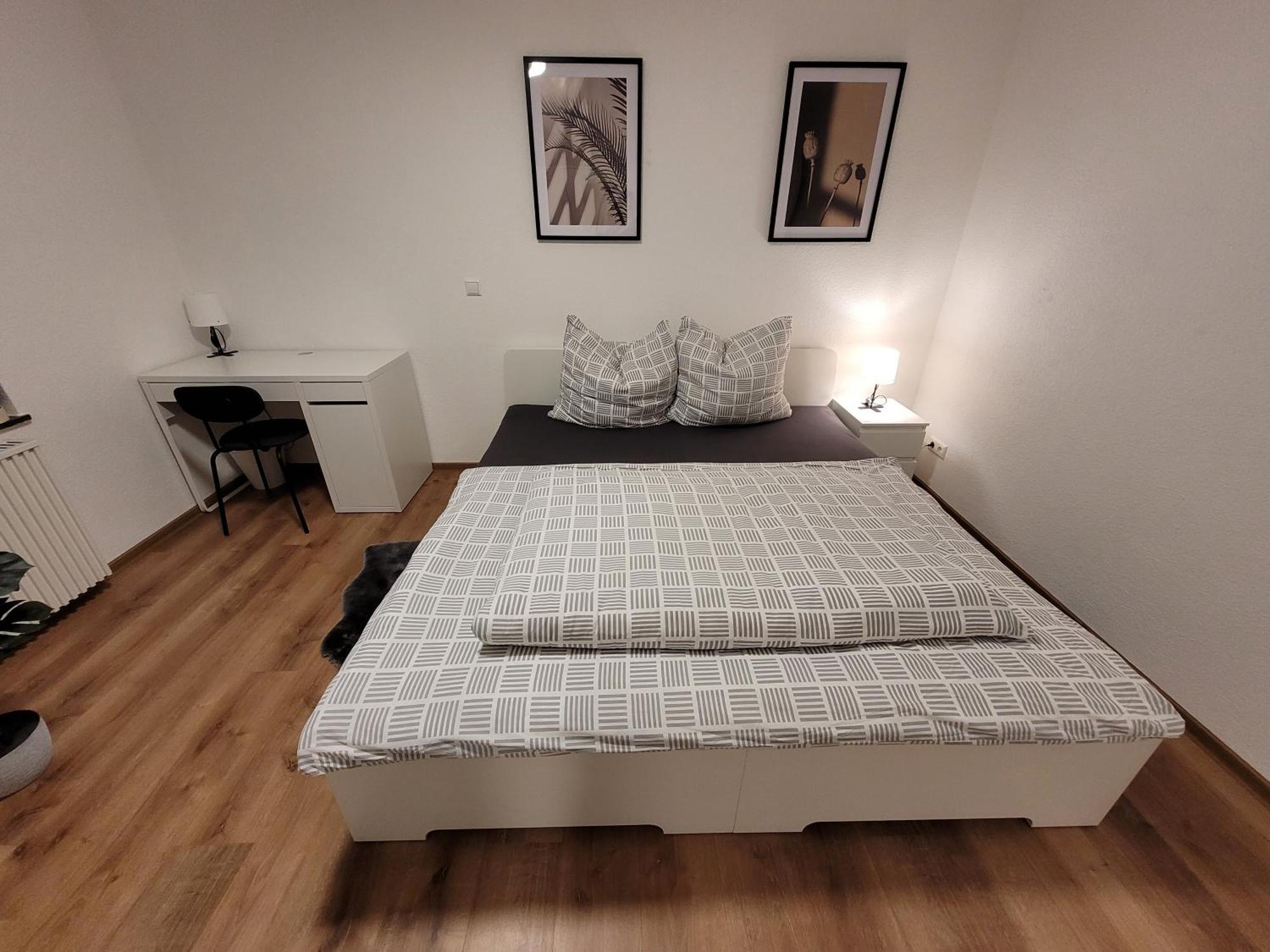 Living Flat, Eine Wohnung Mit Zwei Schlafzimmern Und Balkon 绍恩多夫 外观 照片